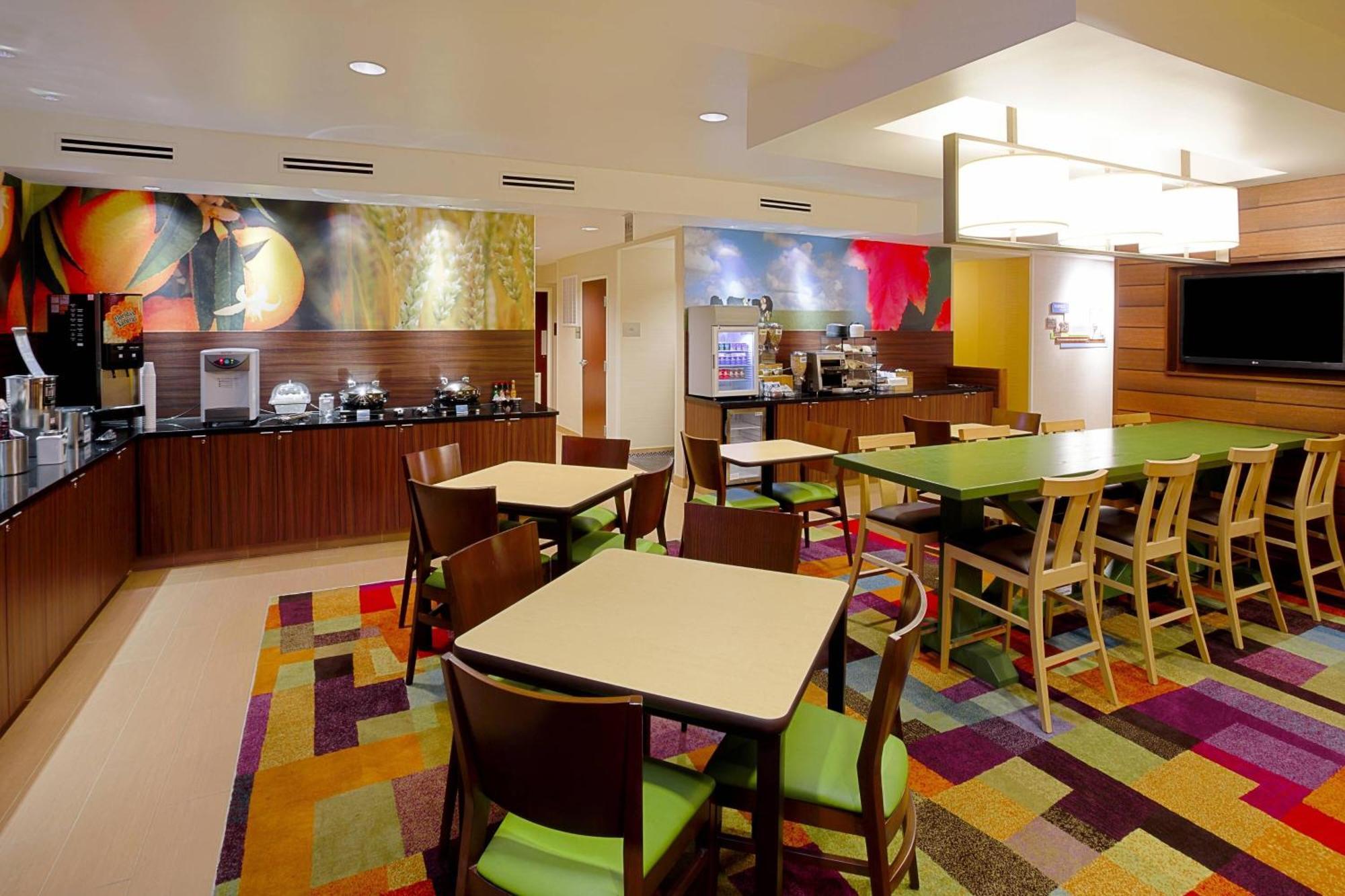 Fairfield Inn And Suites By Marriott Tampa Brandon Exteriör bild