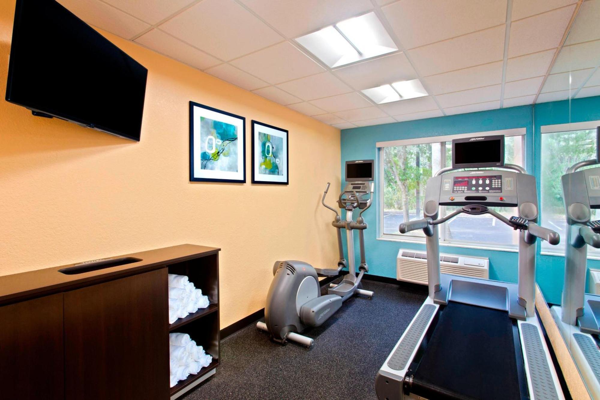 Fairfield Inn And Suites By Marriott Tampa Brandon Exteriör bild