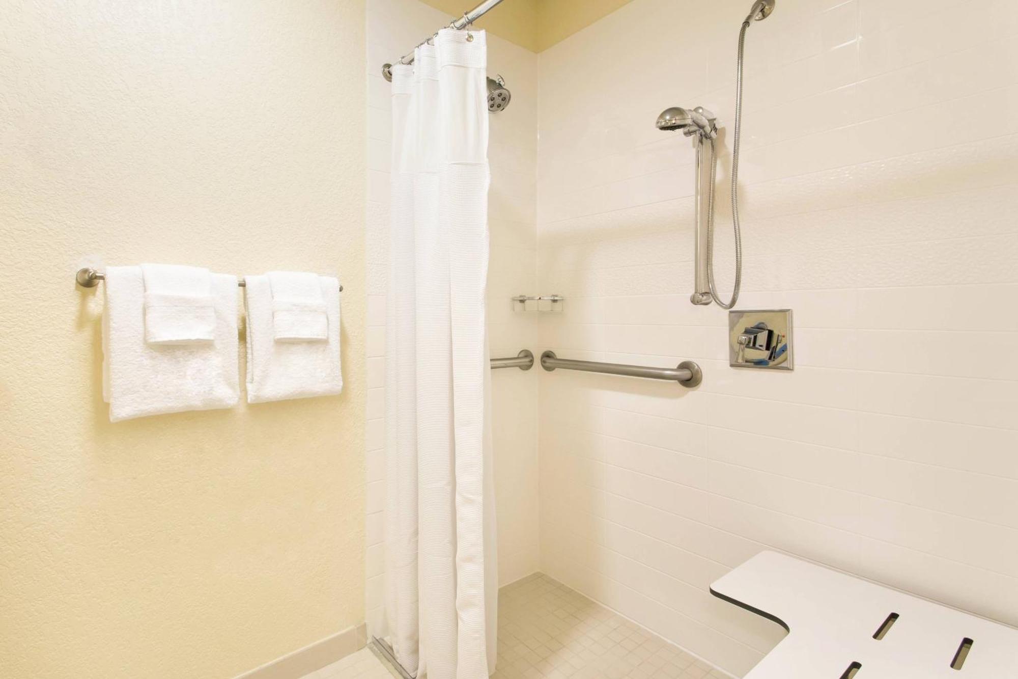 Fairfield Inn And Suites By Marriott Tampa Brandon Exteriör bild