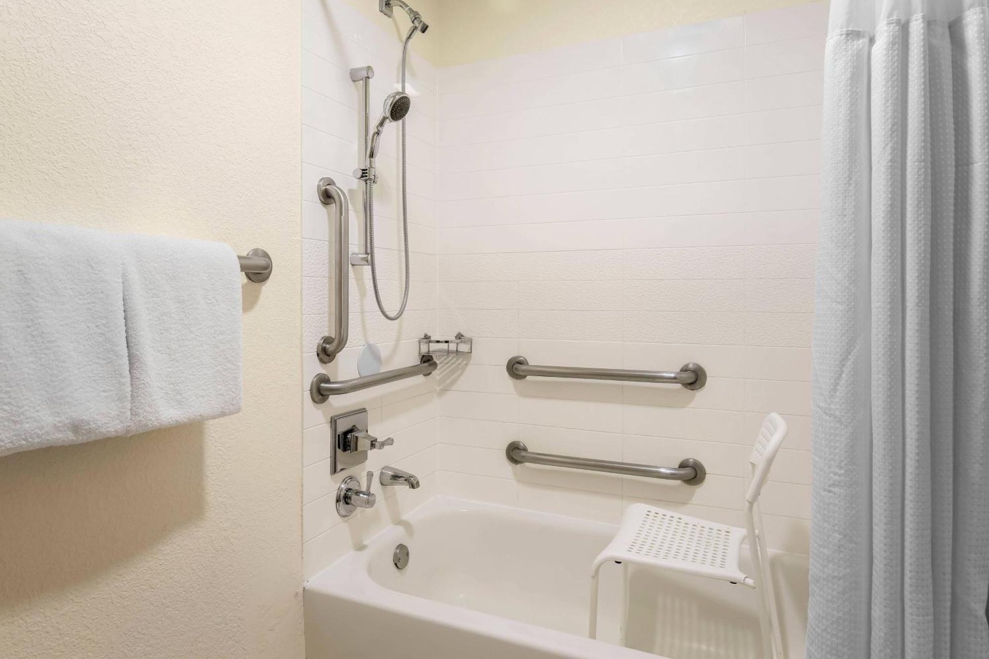Fairfield Inn And Suites By Marriott Tampa Brandon Exteriör bild