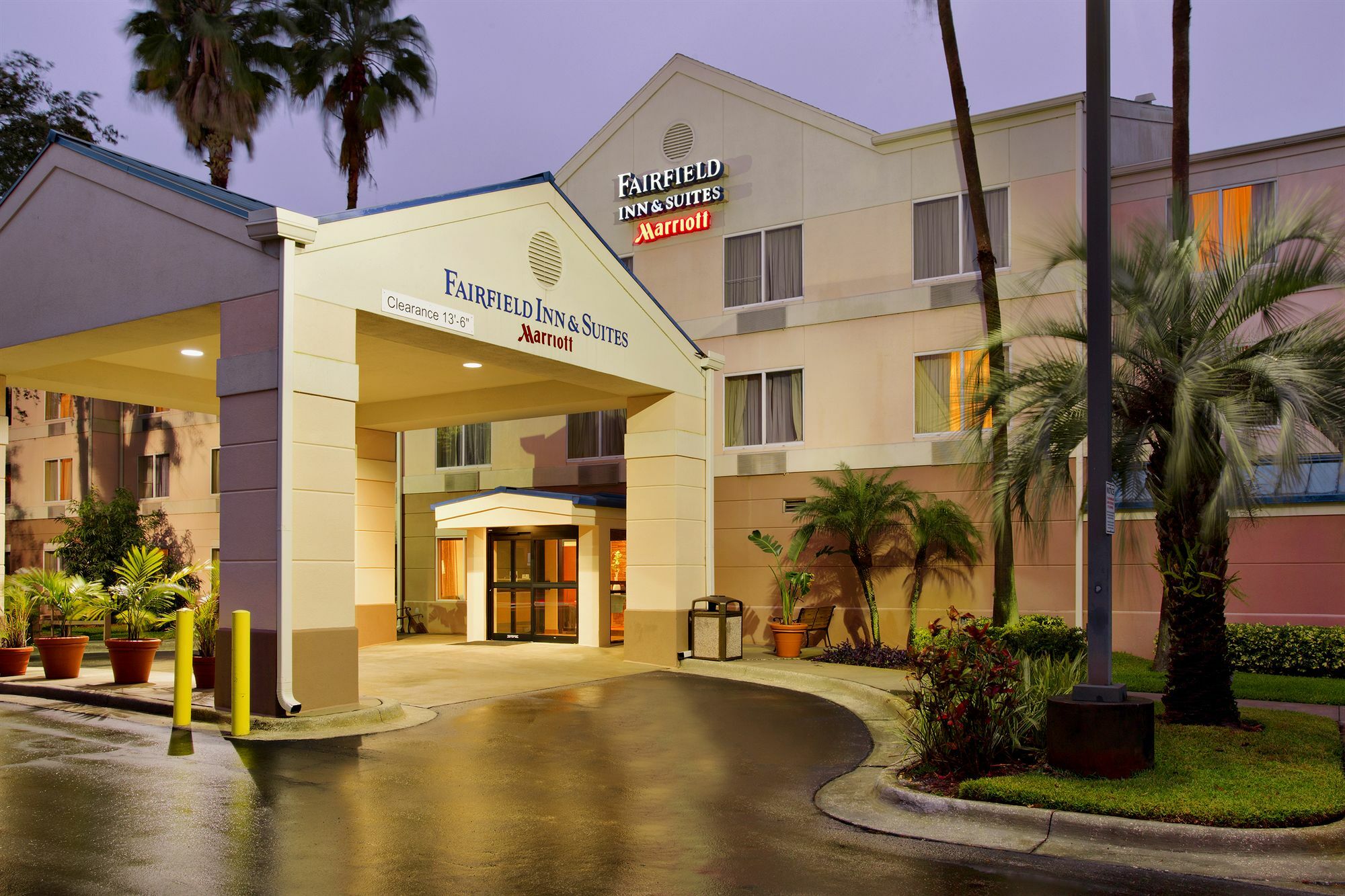 Fairfield Inn And Suites By Marriott Tampa Brandon Exteriör bild